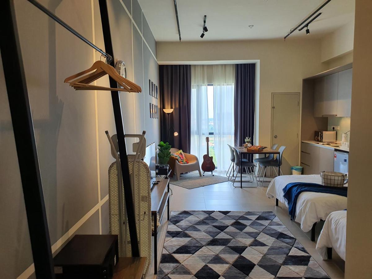 The Perfect Getaway @ Tamarind Suites, Netflix 300Mbps Cyberjaya Bagian luar foto