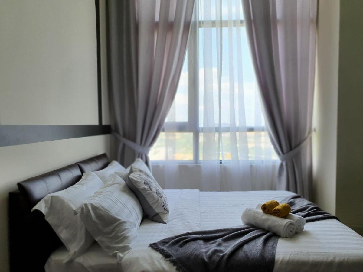 The Perfect Getaway @ Tamarind Suites, Netflix 300Mbps Cyberjaya Bagian luar foto
